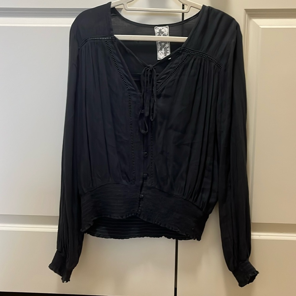 Sadie & Sage Grey Blouse